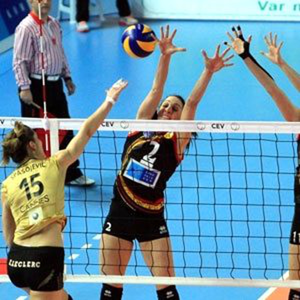 Vakıfbank Türk Telekom: 3 - Cannes: 0