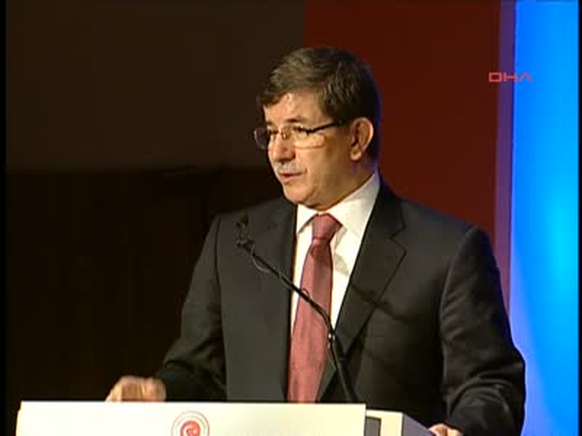 Davutoğlu, "İstanbul Arabuluculuk Konferansı" Nda Konuştu