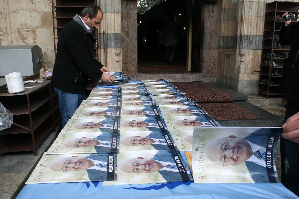 Afyonkarahisar\'da Erbakan Dualarla Anıldı