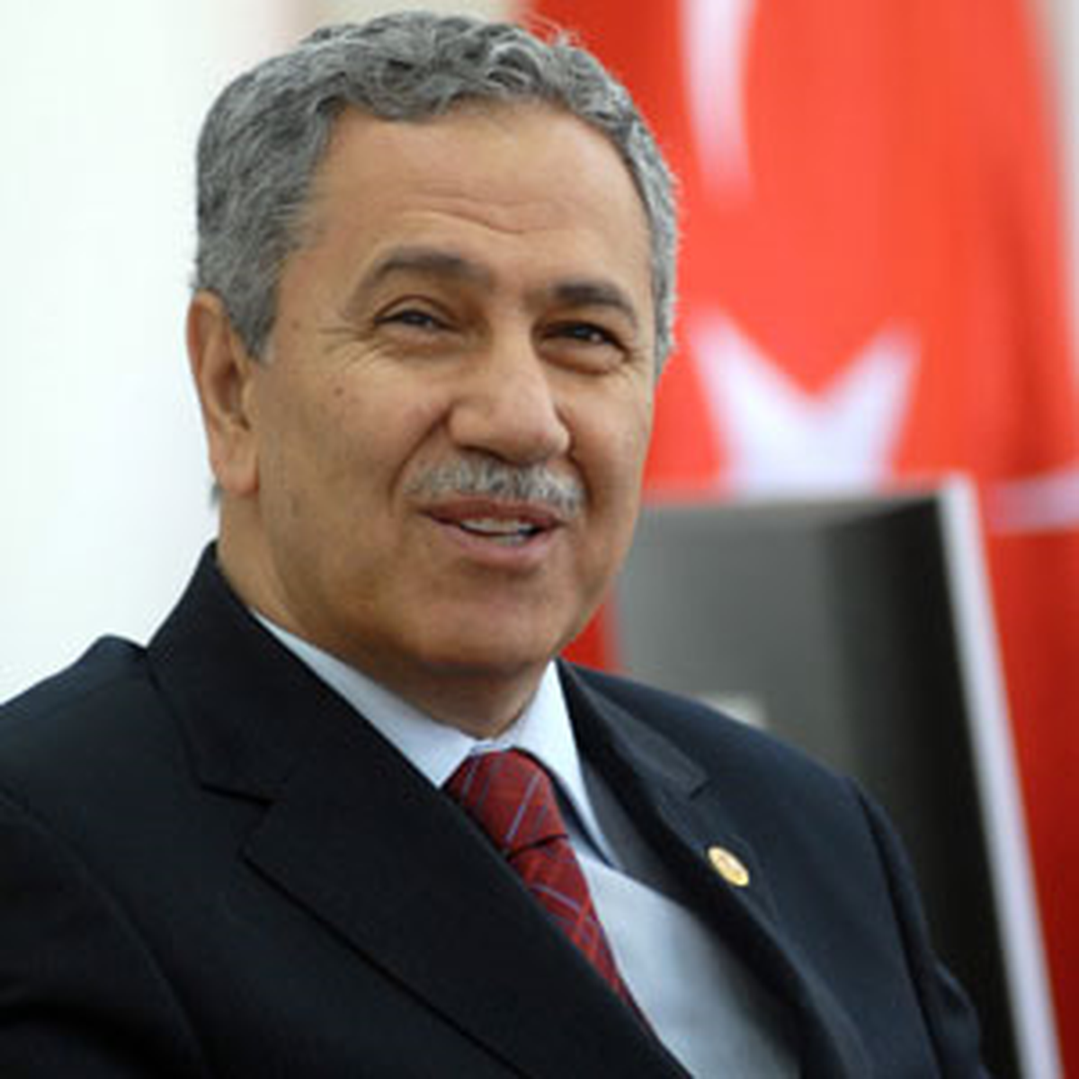 "AK Parti\'ye Geride Kalmak Yakışmaz"