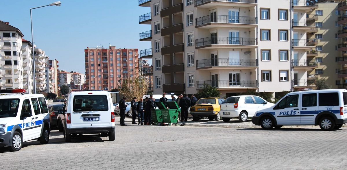 Aydın\'da Çöplükte Askeri Malzemeler Bulundu