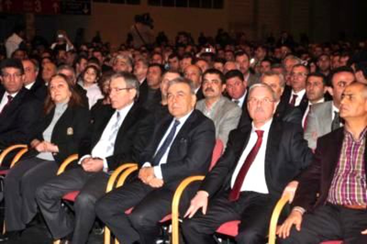 Emek Şenliğine Belediye Operasyonları Damgasını Vurdu