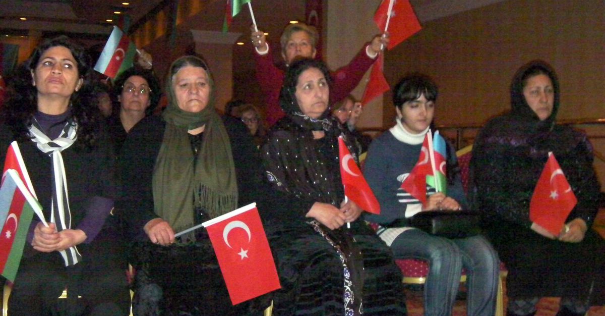 \'Hocalı Katliamı\'nı Unutamıyorlar