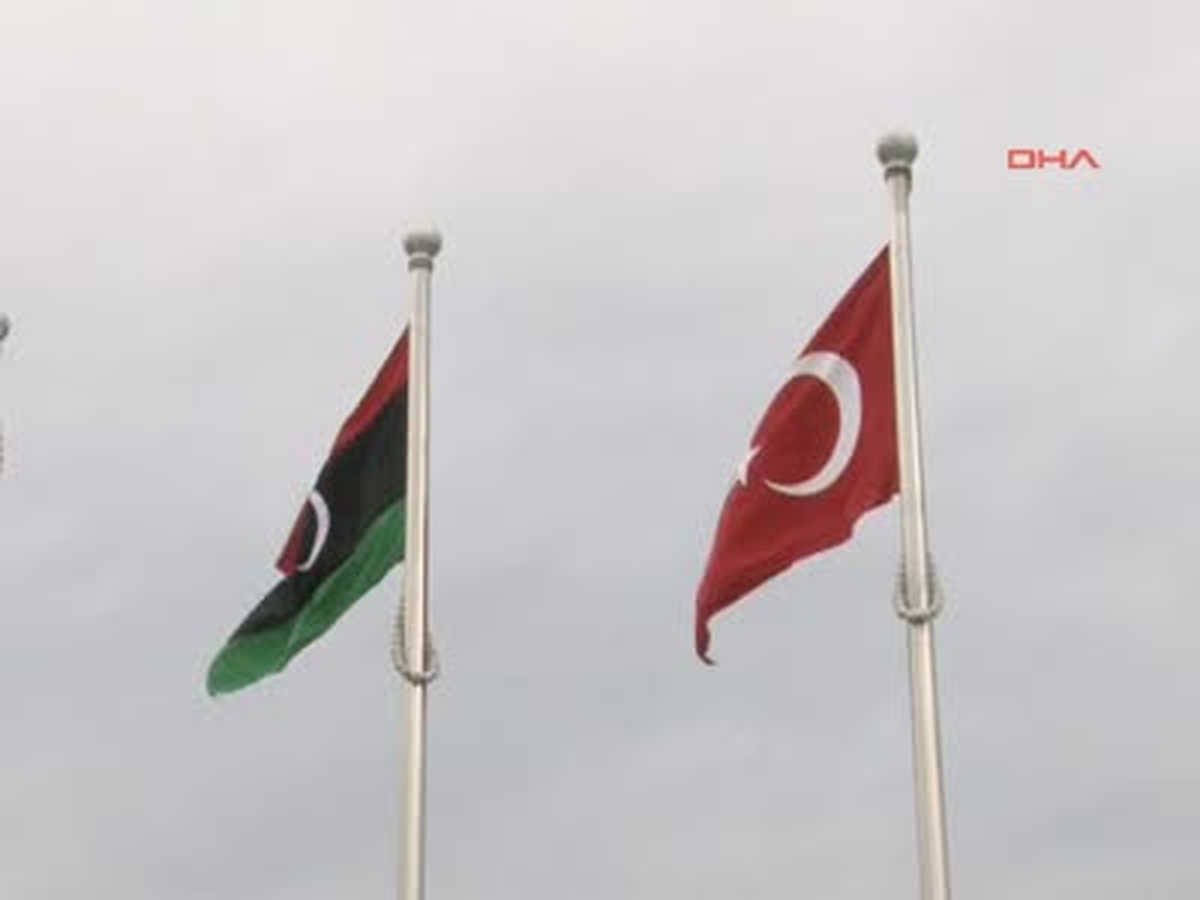 Kaddafi\'nin Uçağı ile Geldi