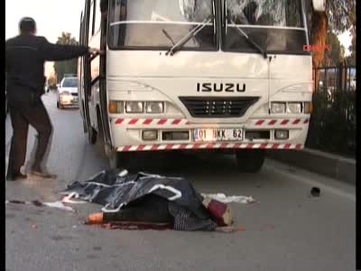 Kazayı Görüp Gözyaşlarına Boğuldu