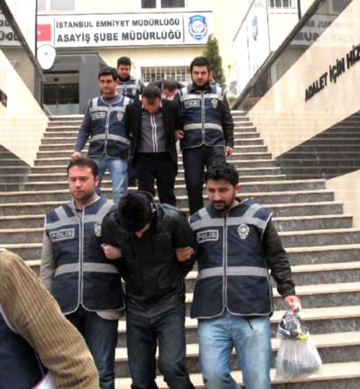 Kuyumcunun Yanında Staj Yapmış
