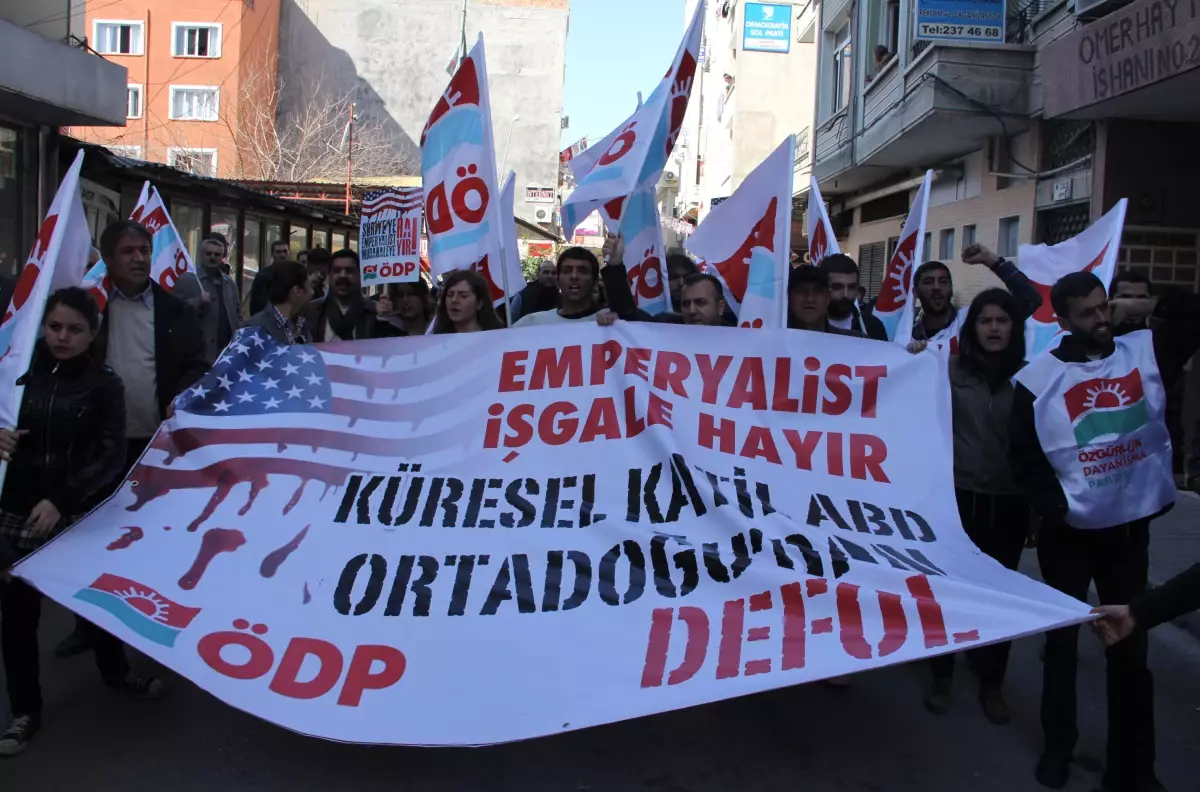 Mersin'de Yürüyüş Yapmak İsteyen Gruba Polis Müdahale Etti