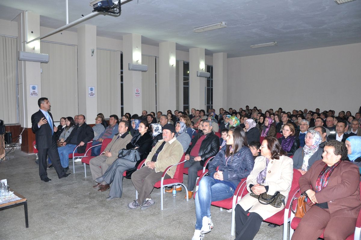 Milas\'ta İdeal Nesil Semineri