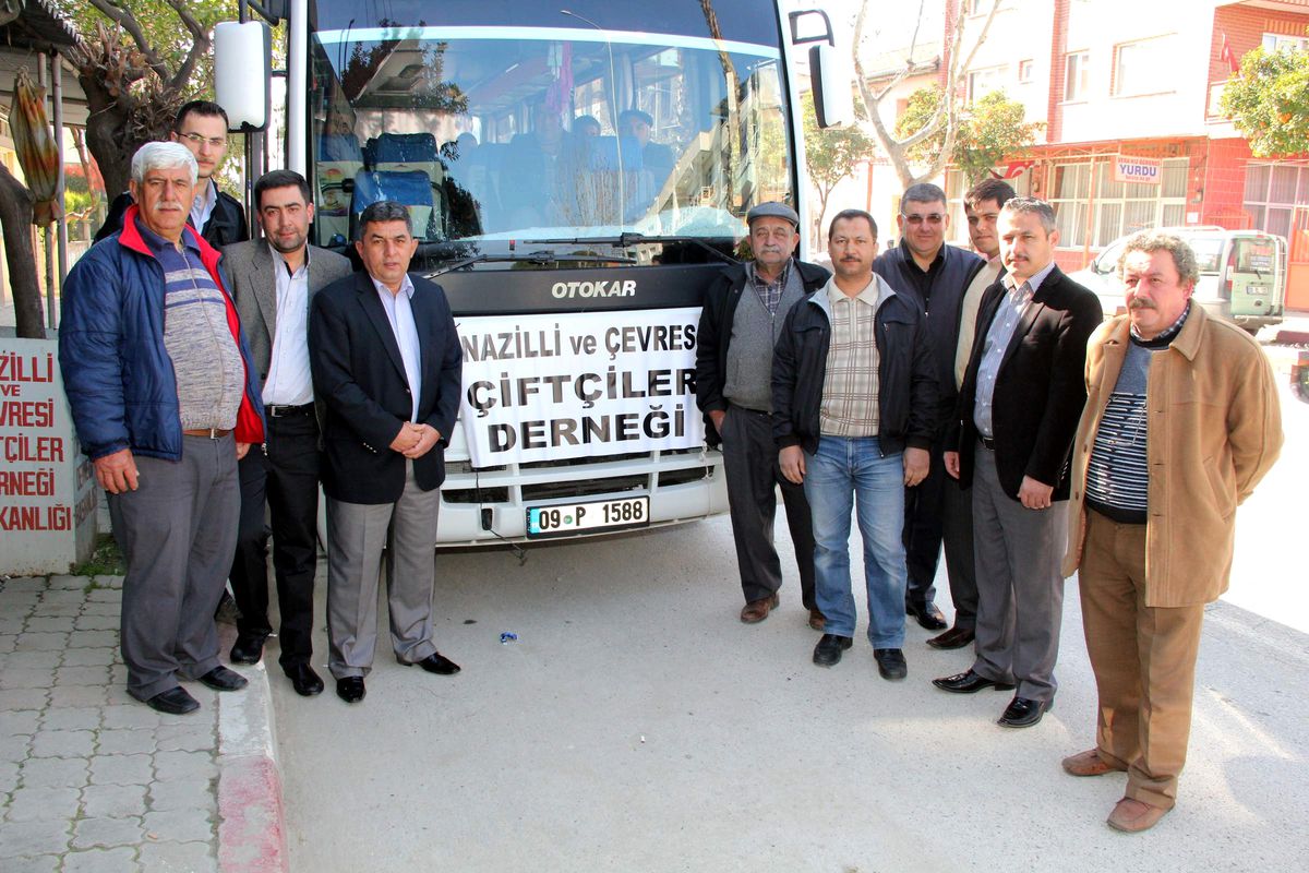 Nazillili Çiftçiler Denizli Tarım Fuar\'ına Akın Etti