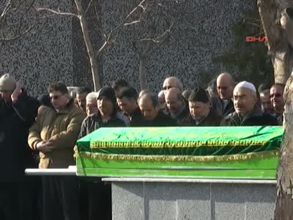 Öldürülen Yaşlı Kadın Toprağa Verildi