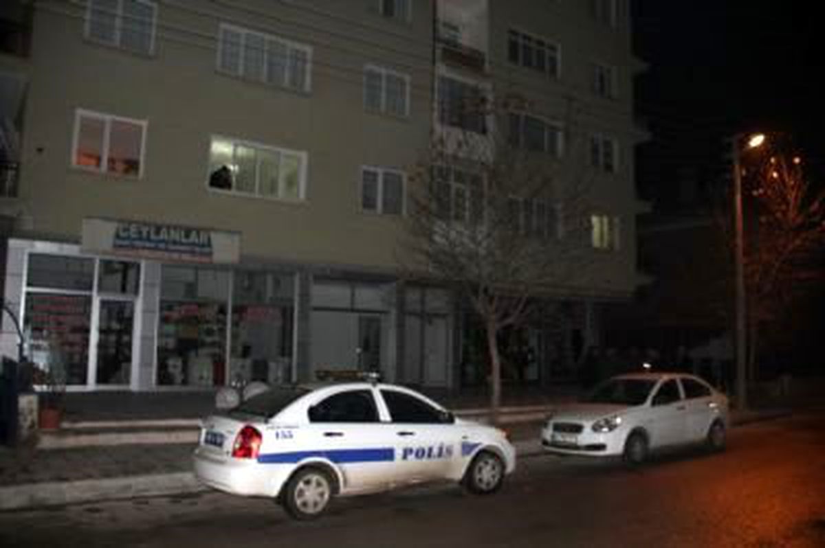 (Özel Haber) Ankara\'da Bomba Süsü Verilmiş Paket Alarmı