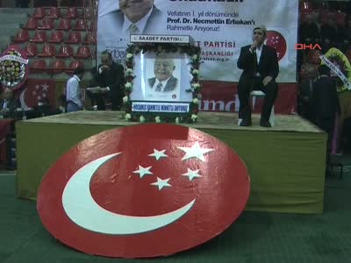Sivas\'ta Erbakan\'ı Anma Gecesi Düzenlendi