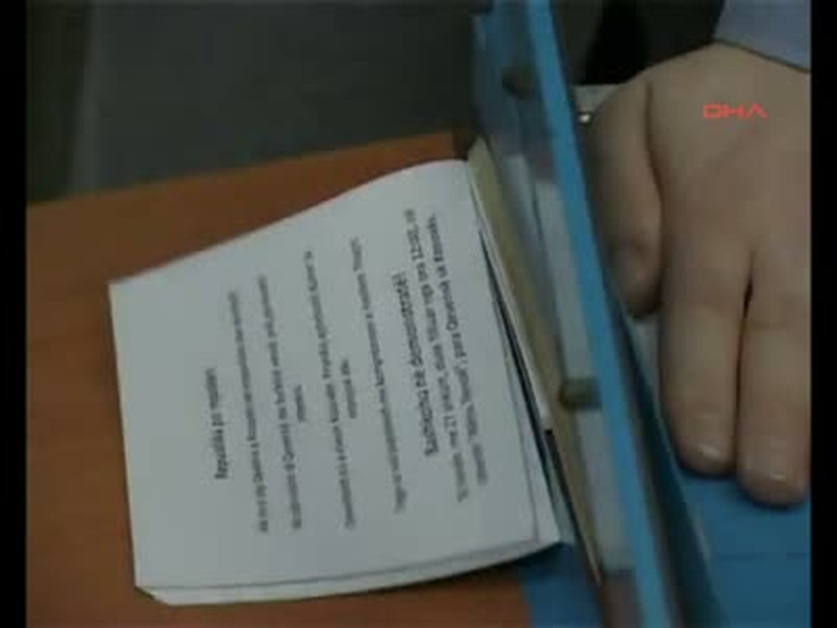 Vetvendosye Hareketi Brüksel Anlaşmasına Karşı İmza Kampanyası Başlattı