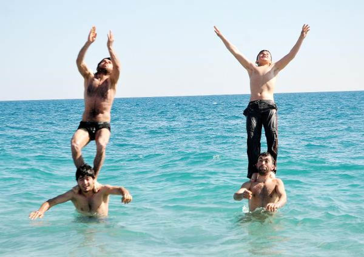 Yurtta Kar, Antalya\'da Bahar