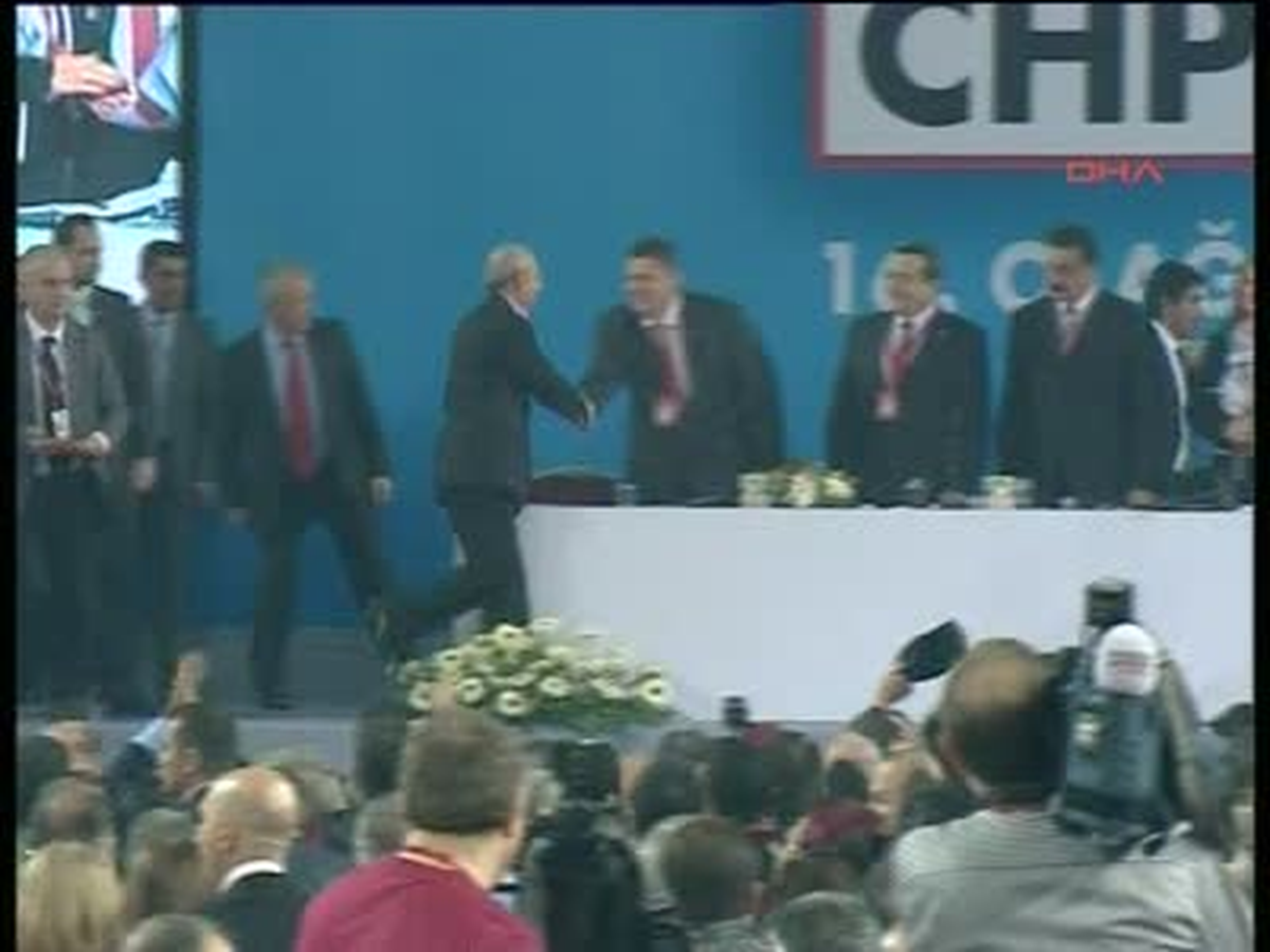 CHP Lideri Kııçdaroğlu Tüzük Kurultay\'ında Konuşuyor