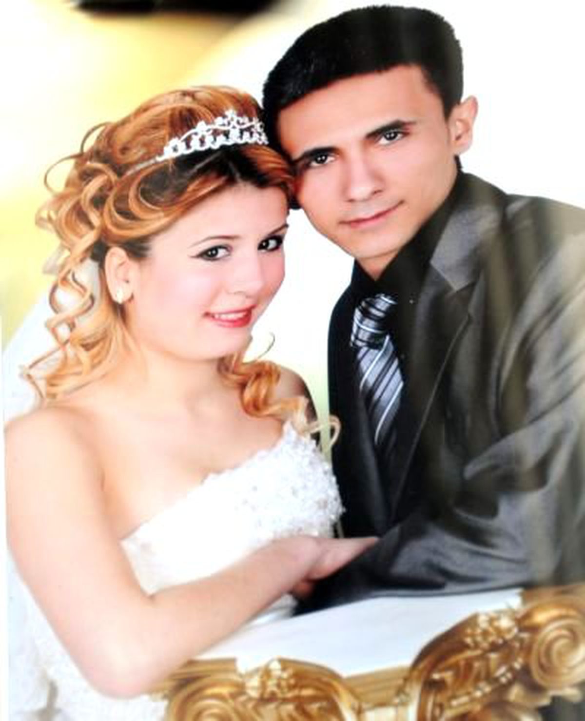 19 Günlük Evli Çift Toprağa Verildi