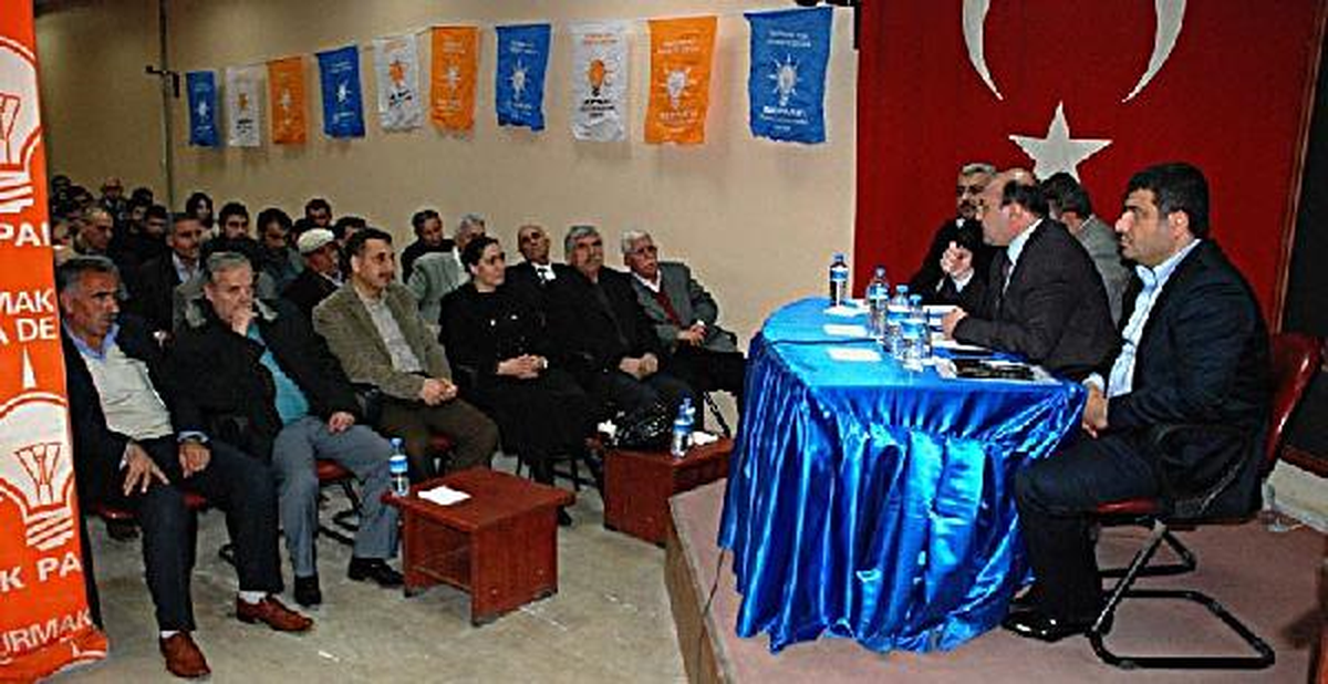 AK Parti'li Eronat'tan BDP'li Belediyeye 'Terörist' Benzetmesi