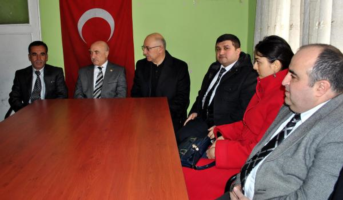 Ak Partili Vekillerden Derneklere Ziyaret
