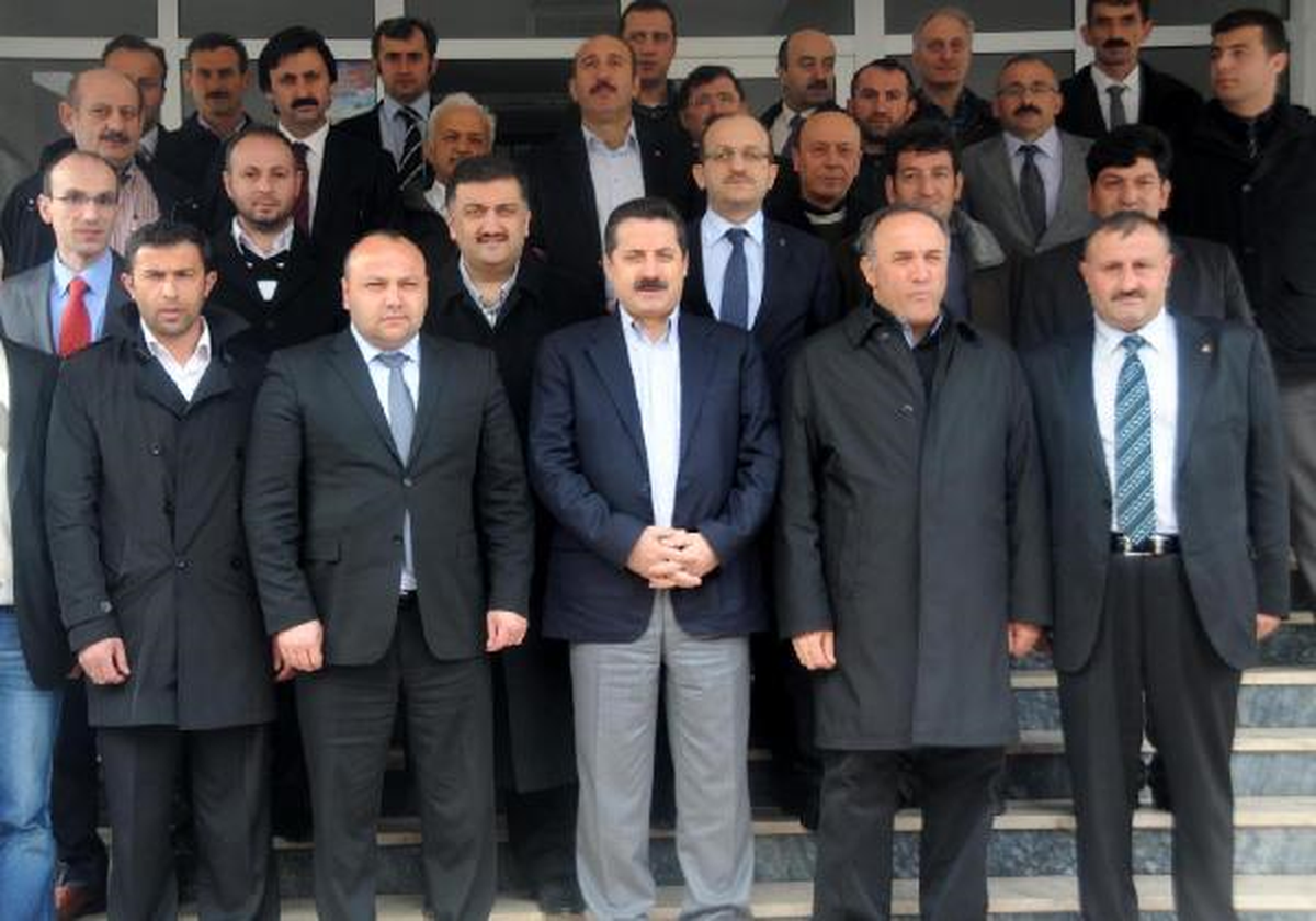 Bakan Çelik: Estetik Amaçlı Değilse Yüz Nakline Olumlu Yaklaşıyoruz