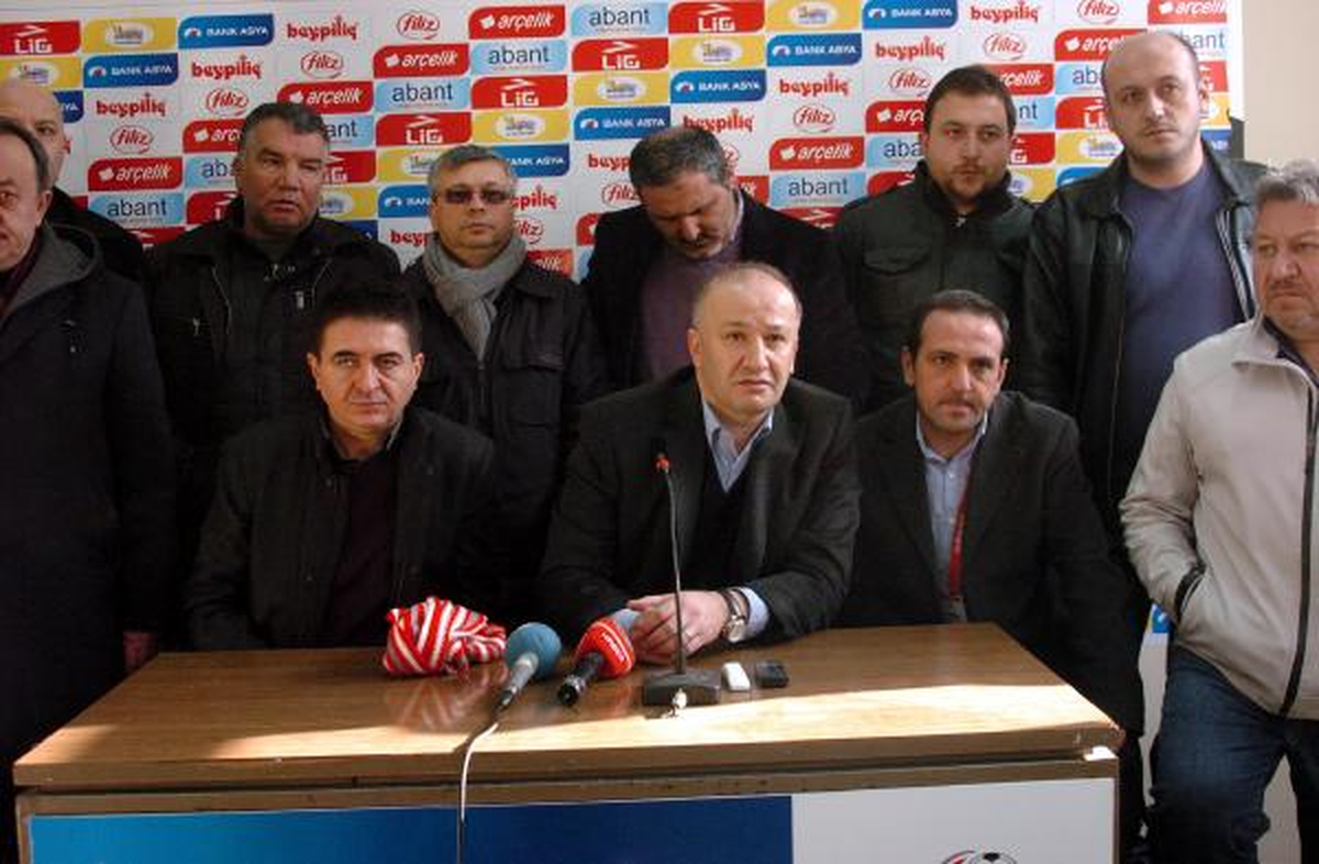 Boluspor Yönetimi Görevi Bırakıyor