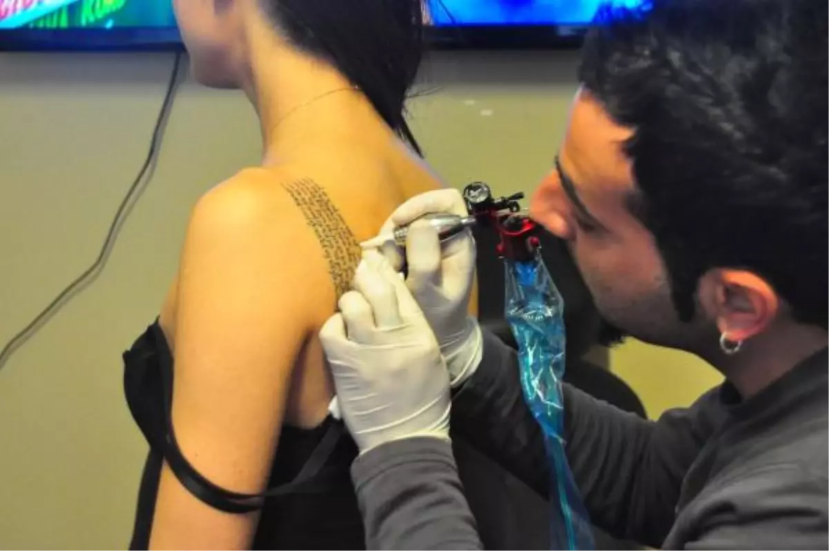 Dövme Yaptırma Sezonu Açıldı