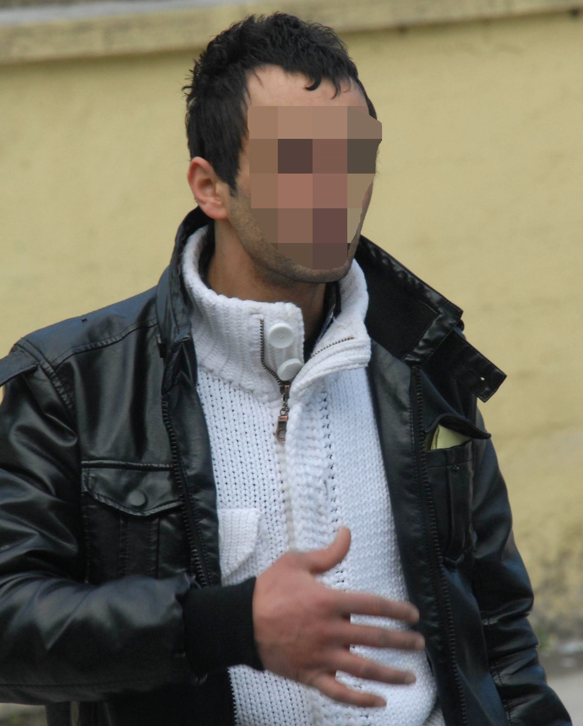 Esrarla Yakalanan Genç Gözaltına Alındı
