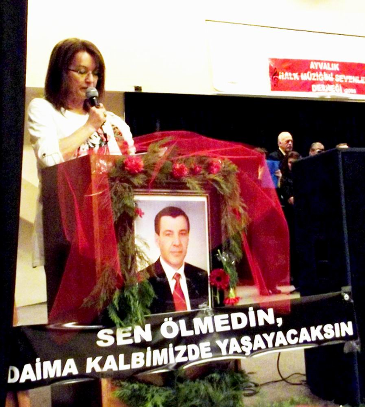İsmail Pamuk Türkülerle Anıldı