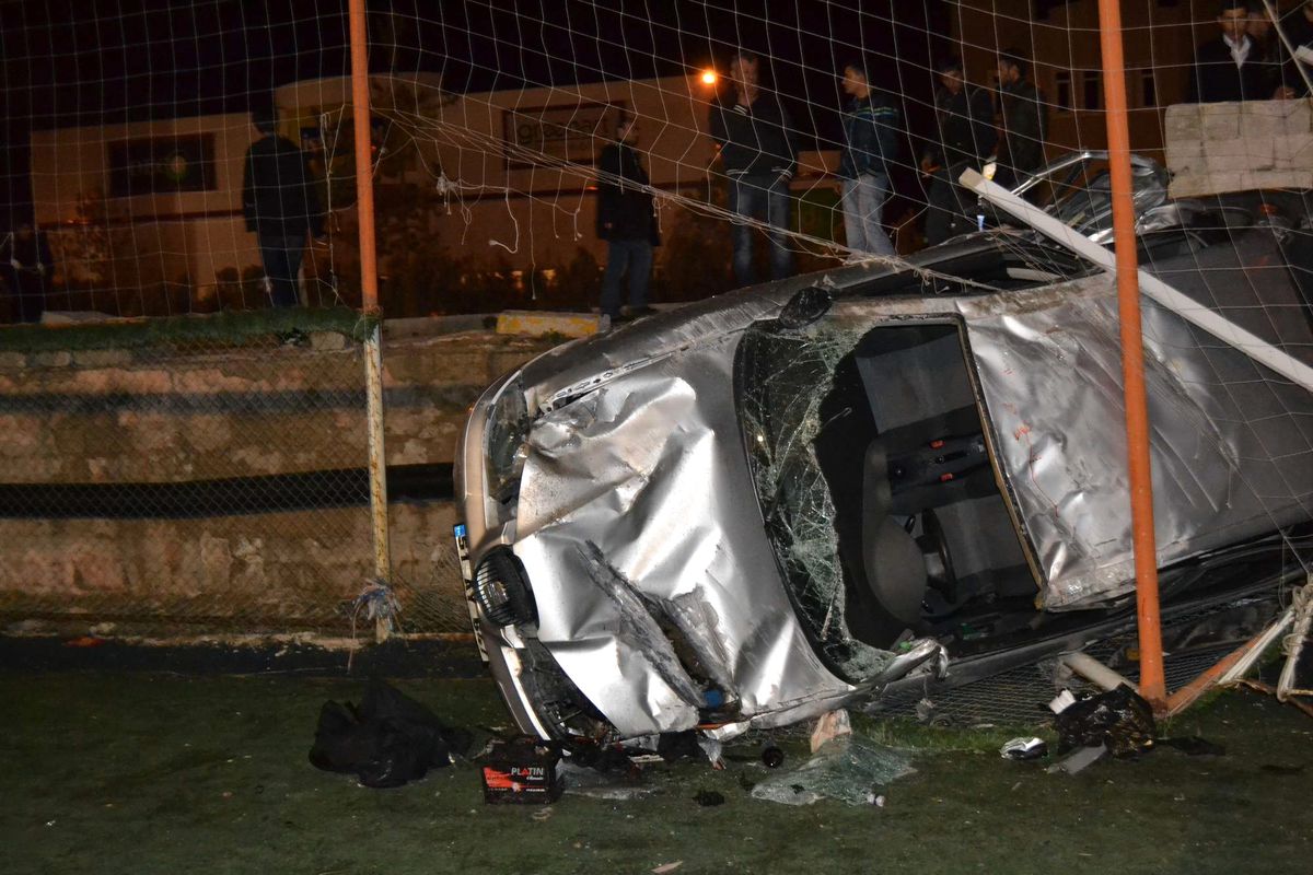 Niğde\'de Trafik Kazası: 1 Ölü, 4 Yaralı