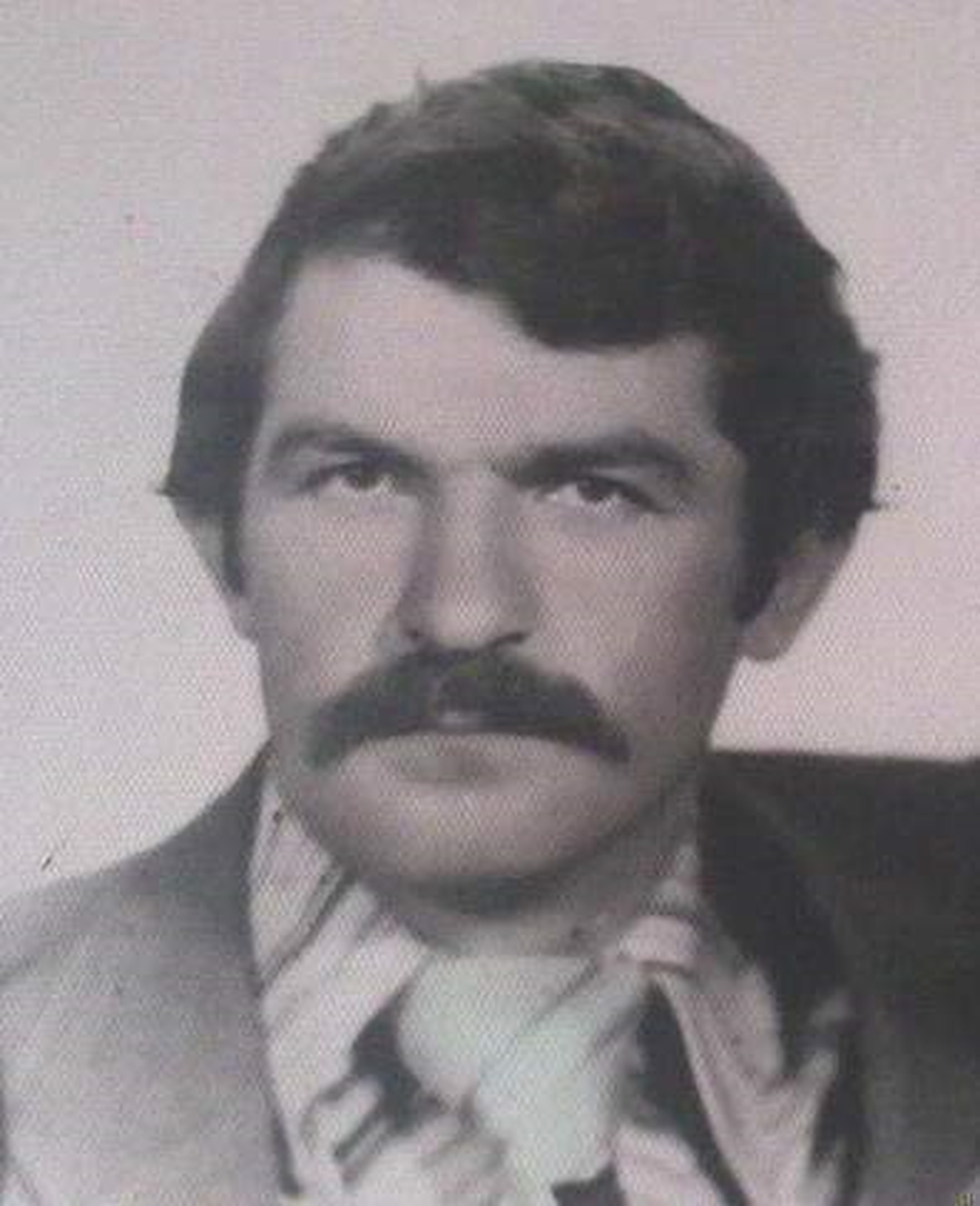 Osmancık\'ta Otomobiliyle İş Makinesine Çarpan Sürücü Hayatını Kaybetti