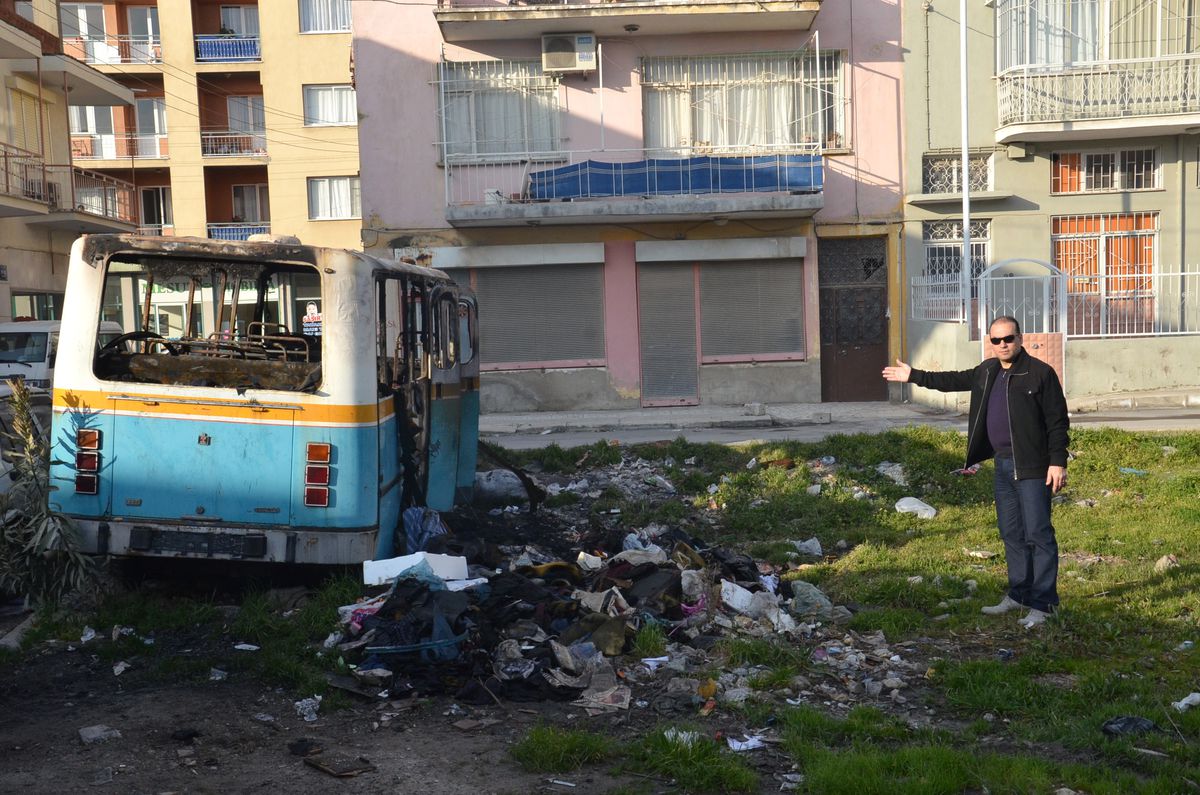 Terk Edilen Araçlar Çevre Kirliliği Oluşturuyor