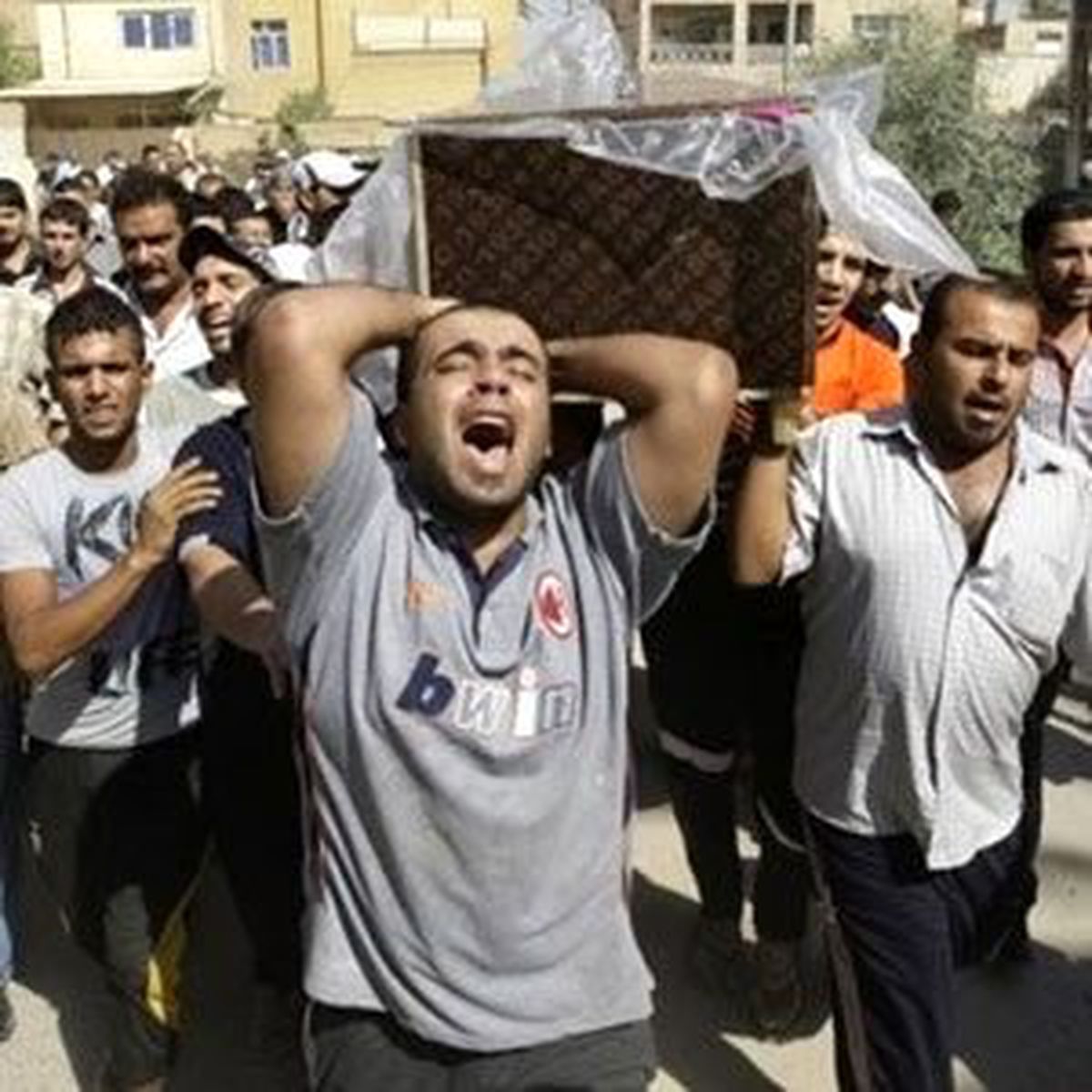 Afganistan\'da İntihar Saldırısı: 9 Ölü