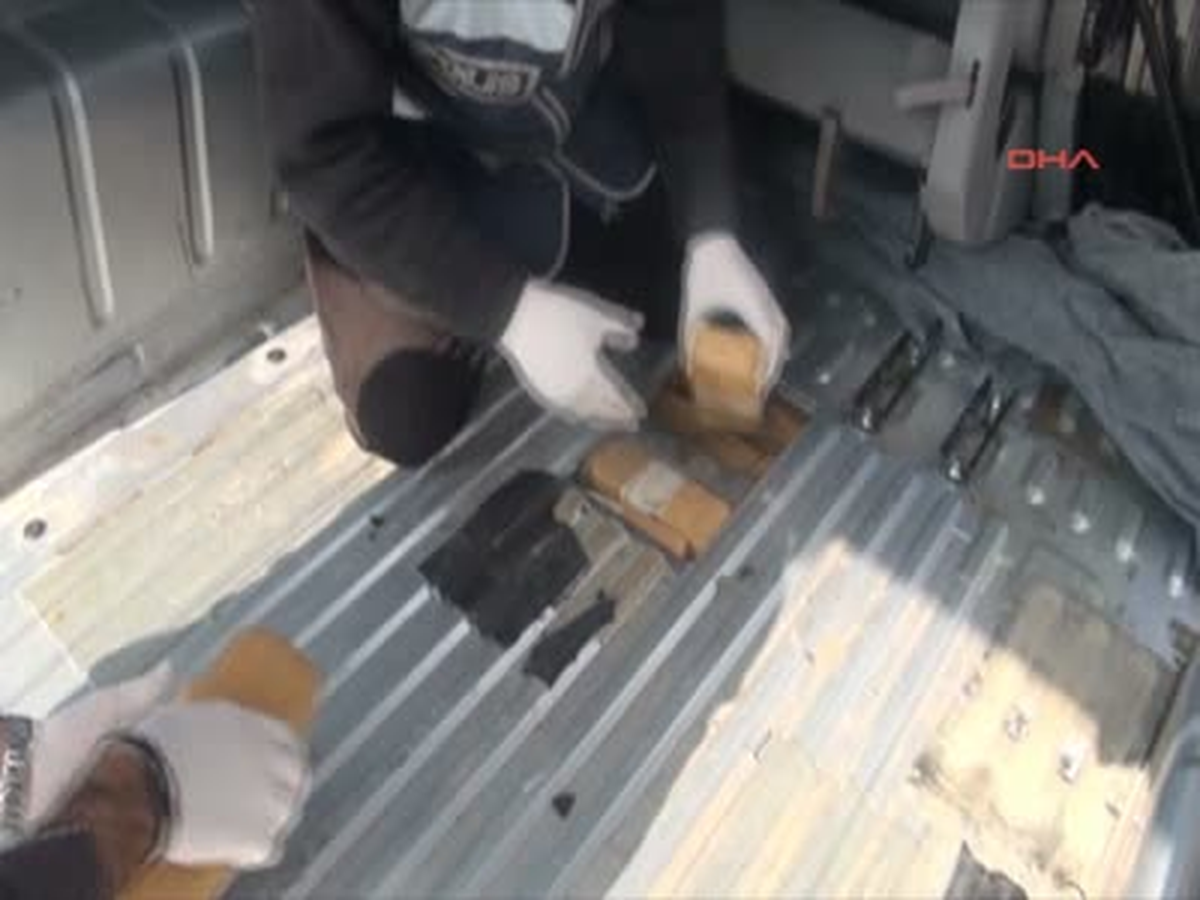 Aksaray\'da 104 Kilo Eroin Ele Geçirildi