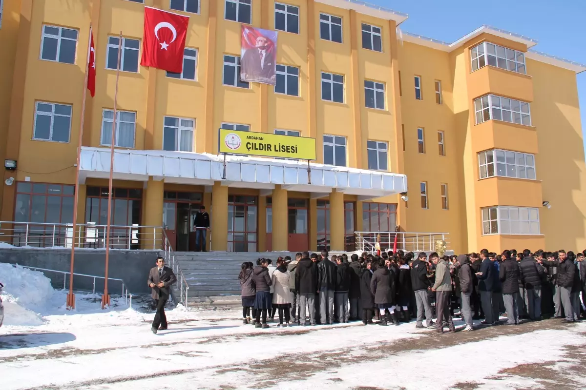 Atalay Yeni Binayı Gezdi