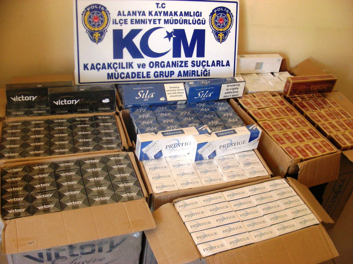 Beş Bin Paket Kaçak Sigara Ele Geçirildi