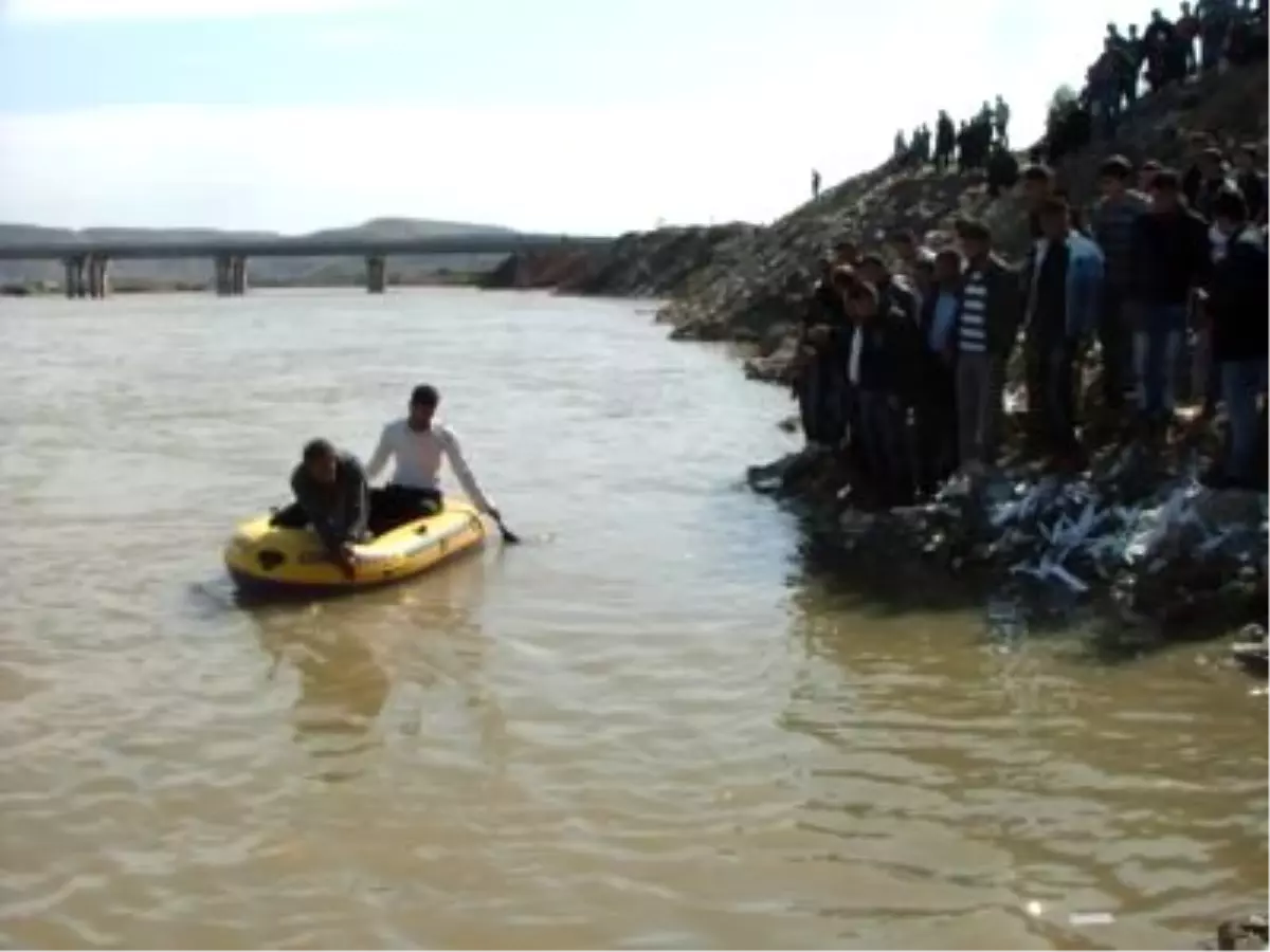 Dicle Nehri\'nde Kaybolan Küçük İshak Hala Bulunamadı