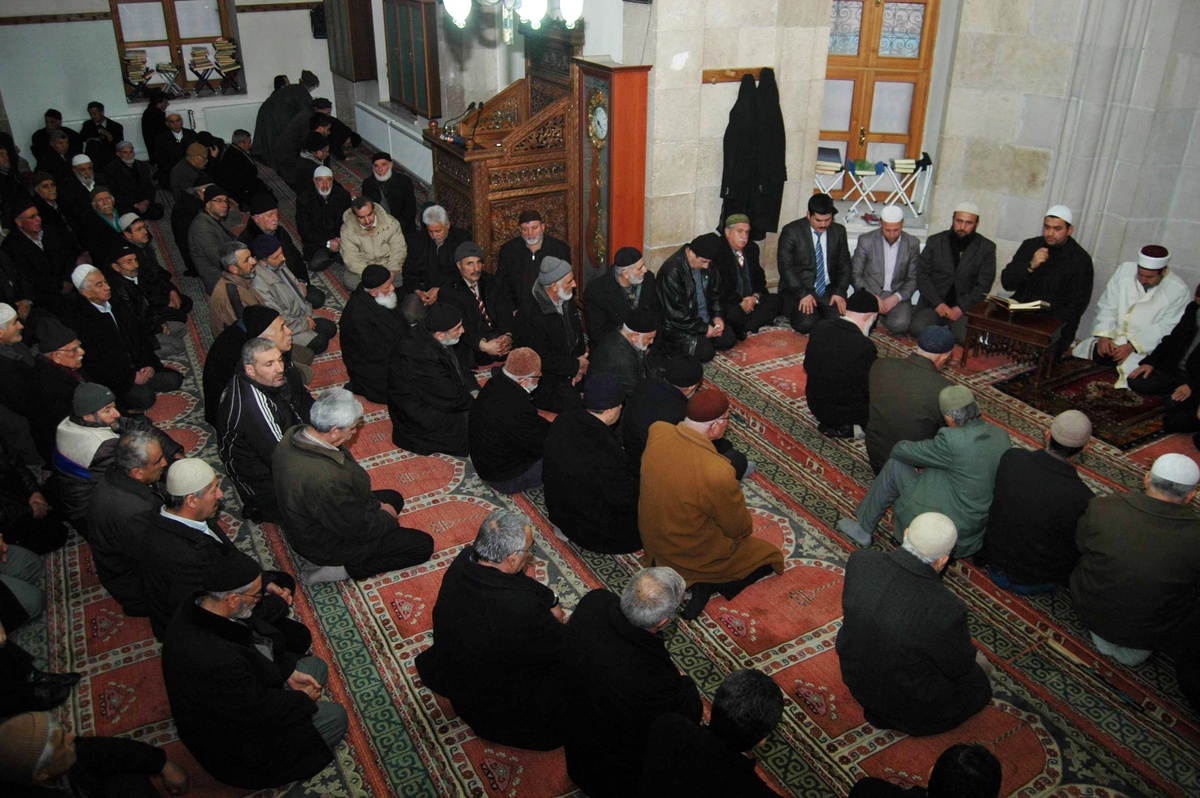 Erbakan İçin Mevlid-İ Şerif Okutuldu