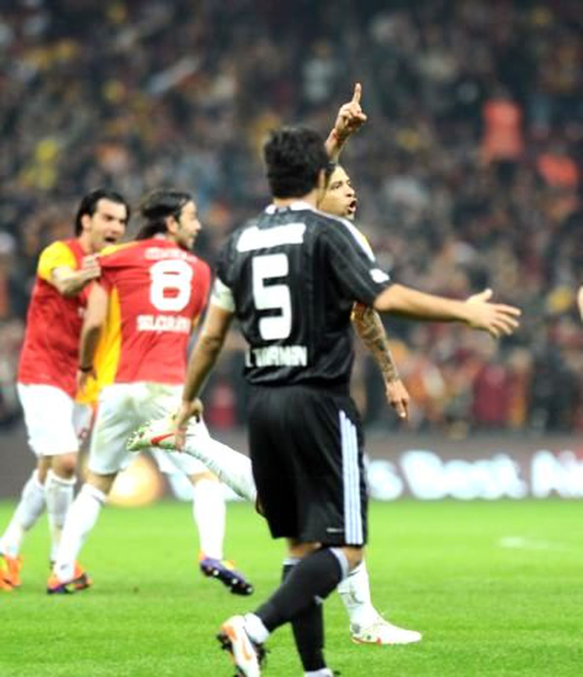 Galatasaray:3 - Beşiktaş: 2