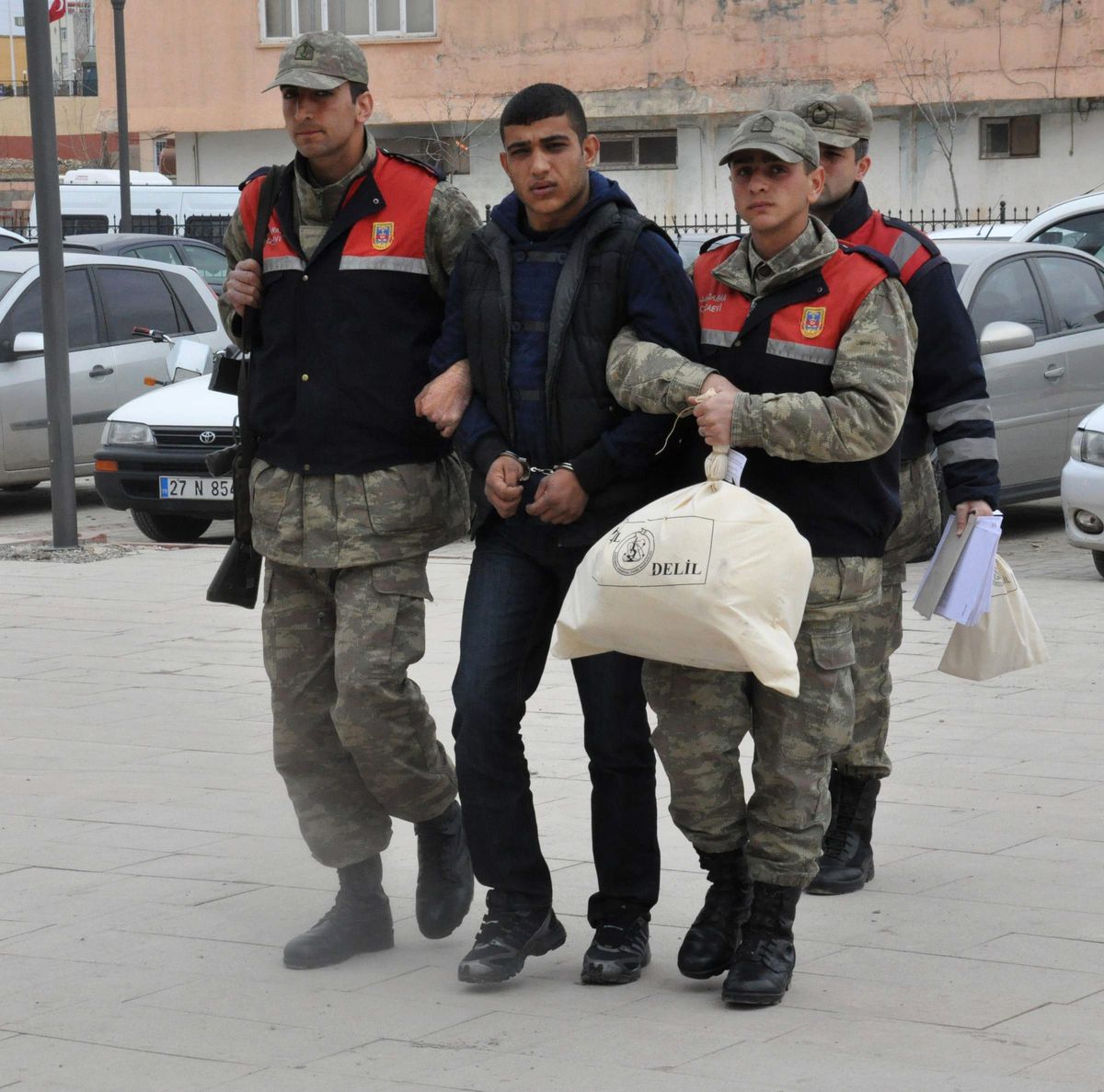 Gaziantep\'te 15 Kilo Esrar Ele Geçirildi