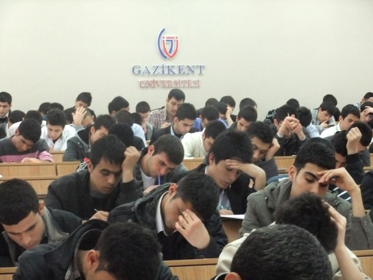 Gazikent Üniversitesi\'nde Sınav Heyecanı