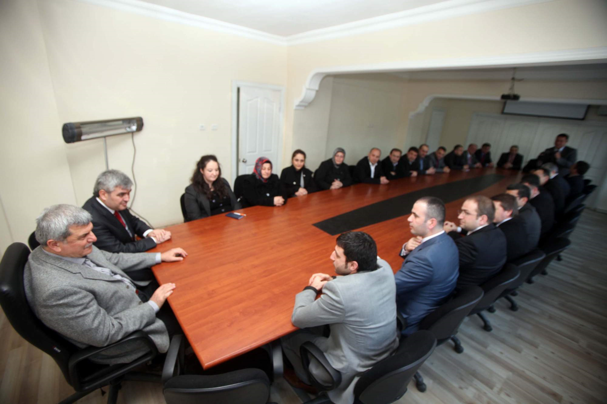 Karaosmanoğlu, AK Parti Teşkilatlarıyla Bir Araya Geldi
