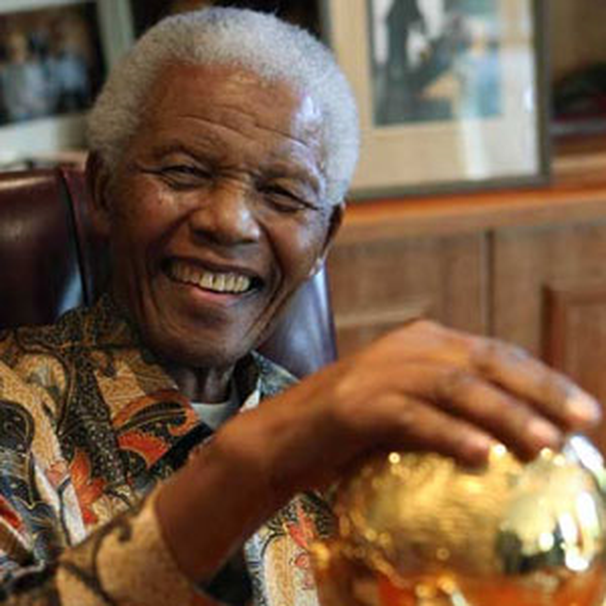 Mandela Evinde İstirahat Ediyor