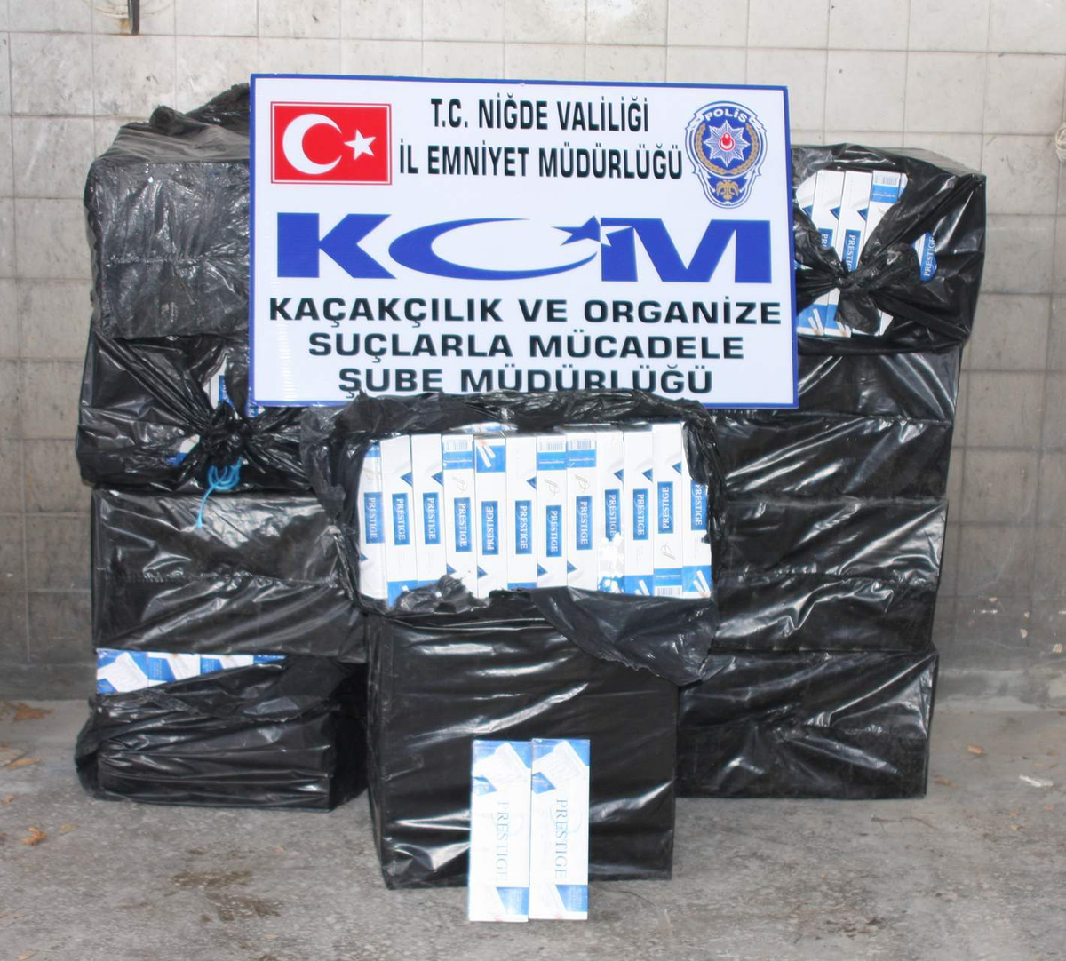 Niğde\'de 6 Bin 990 Paket Gümrük Kaçağı Sigara Ele Geçirildi