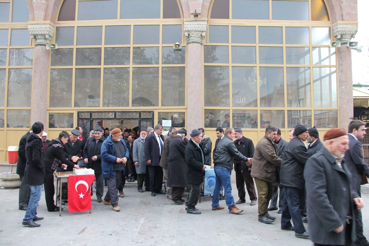 Oltu\'da Erbakan Hoca, Ölümünün 1. Yıldönümünde Anıldı