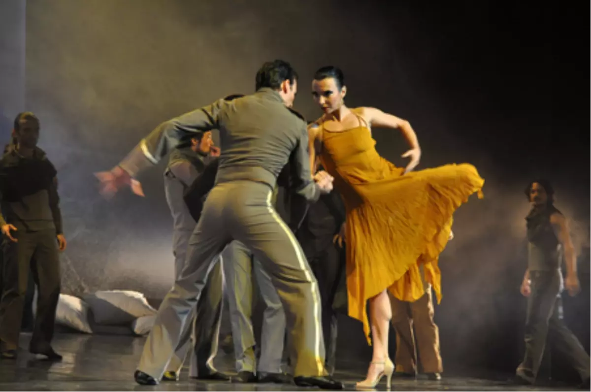 Otello Bursa\'yı Büyüledi