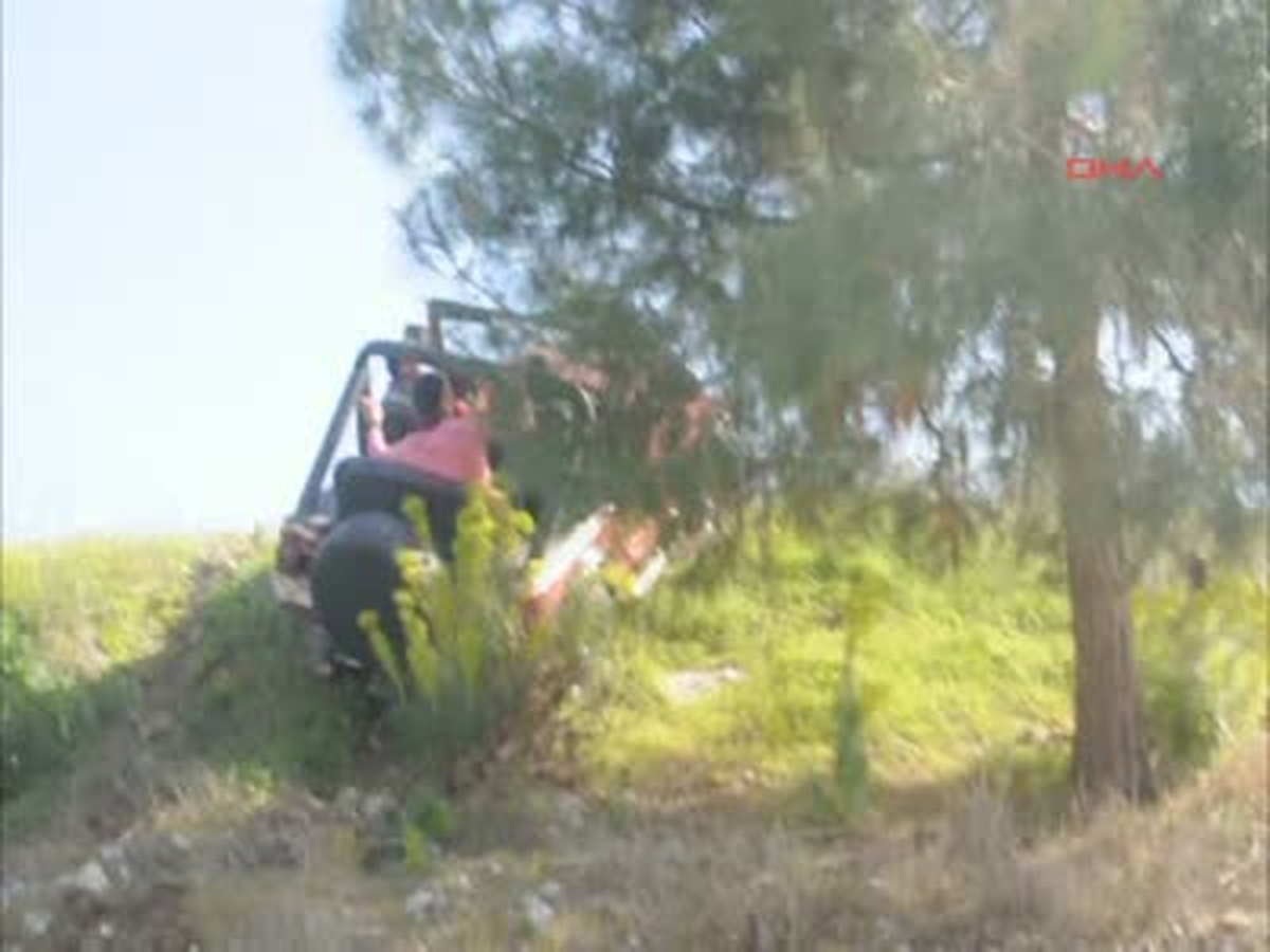Road Tutkunları Ciple Çayda Mahsur Kaldı