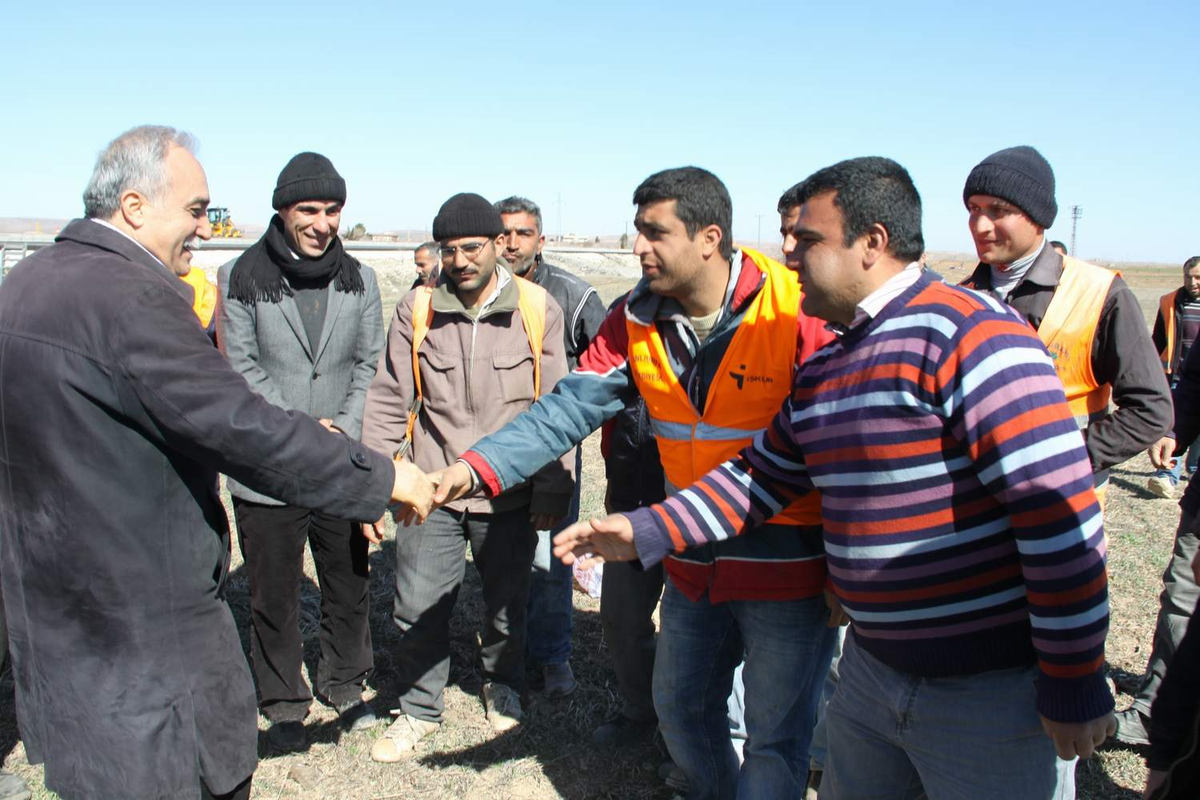 Şanlıurfa\'da Parklar Yeşilleniyor