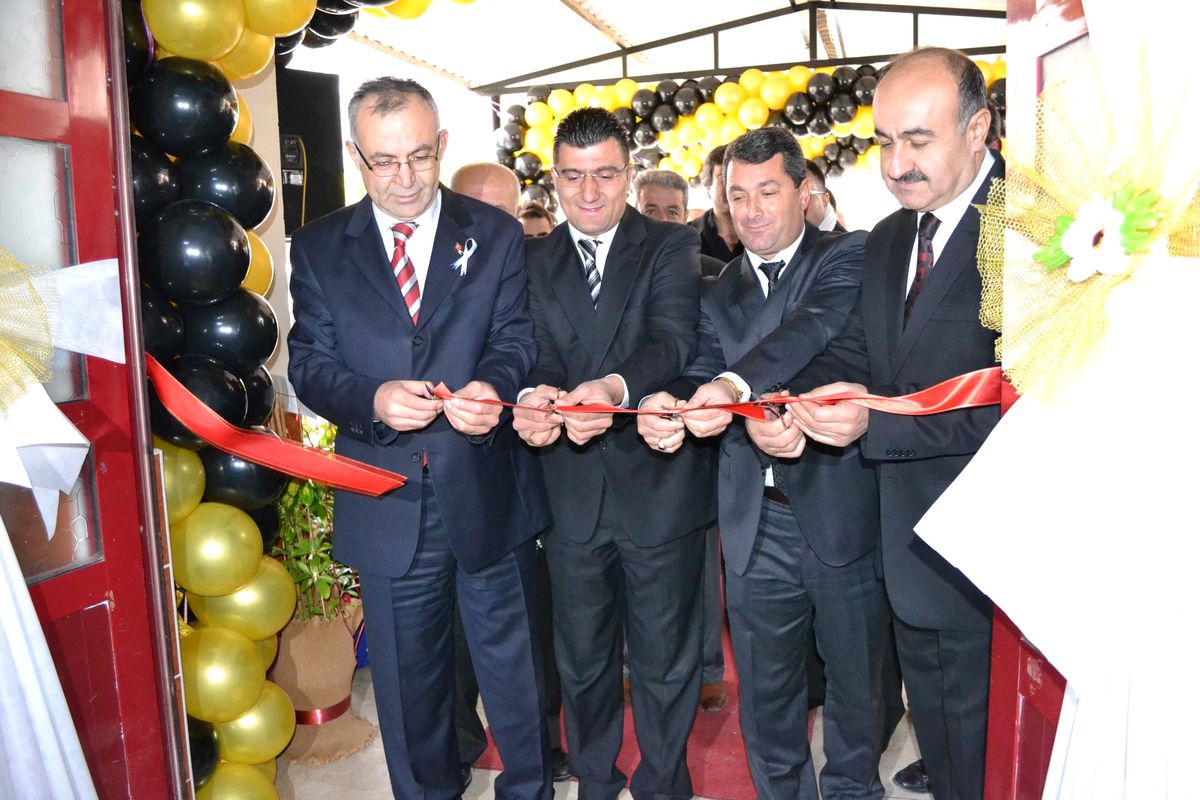 Seel Düğün Sarayı Açıldı