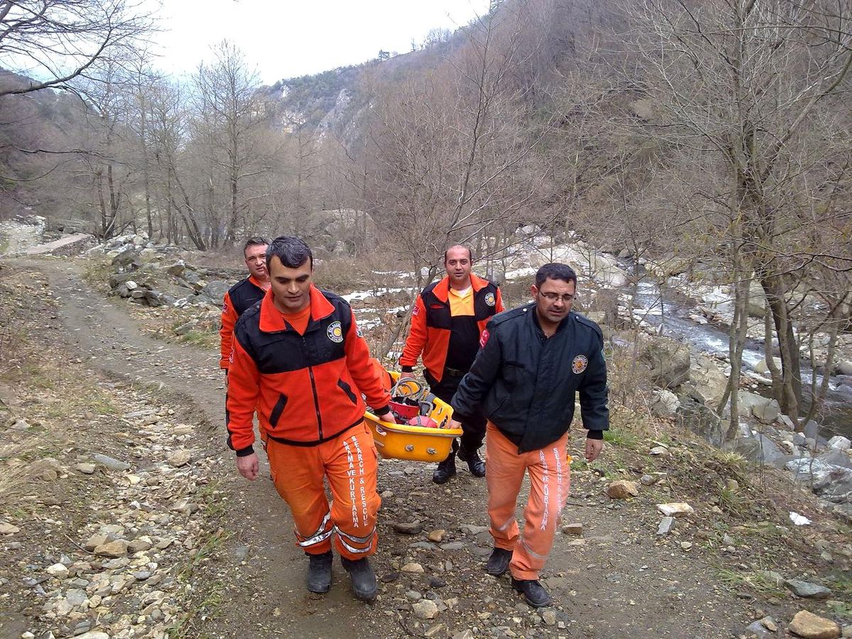Uludağ Eteklerinde Kurtarma Operasyonu