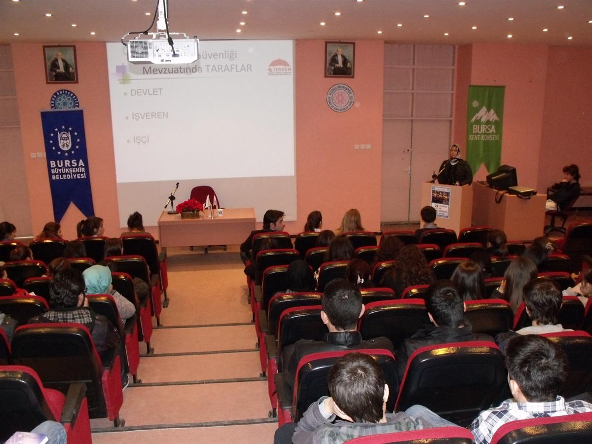 Üniversite Öğrencilerine İş Sağlığı Eğitimi