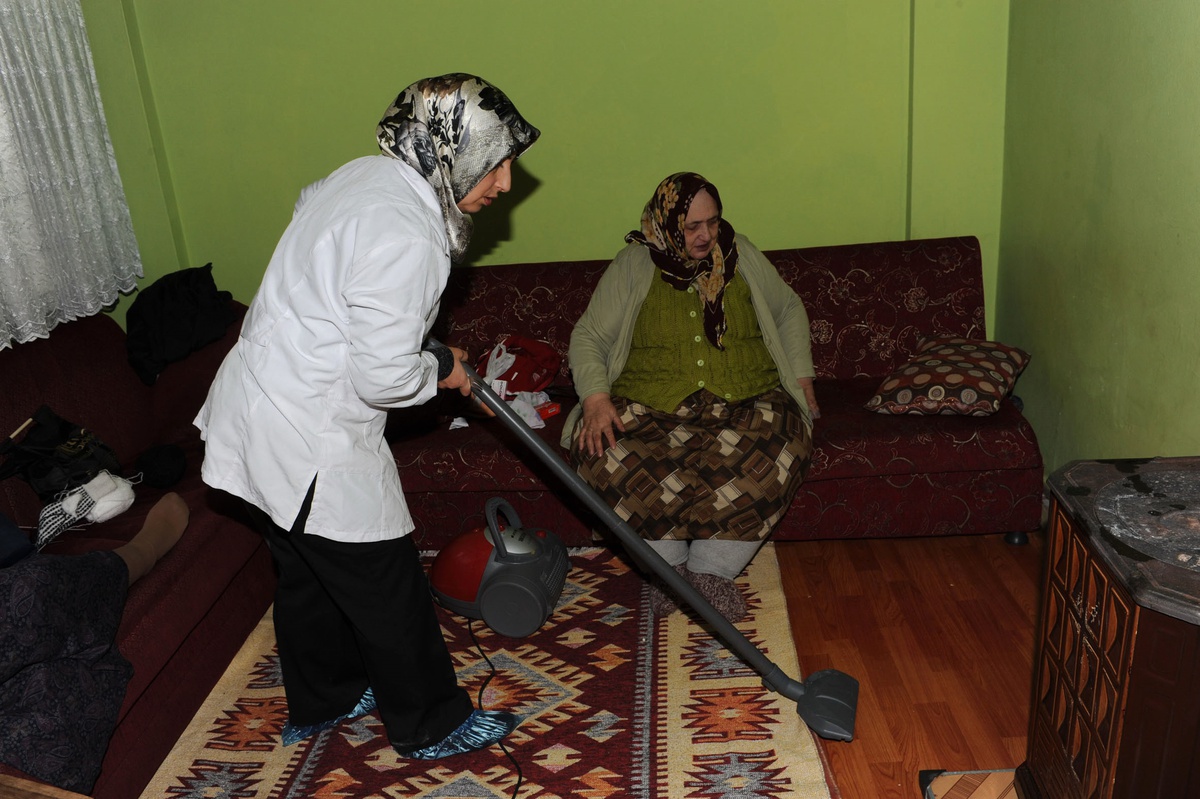 Yaşlı ve Yatalak Hastalara Evde Bakım Hizmeti